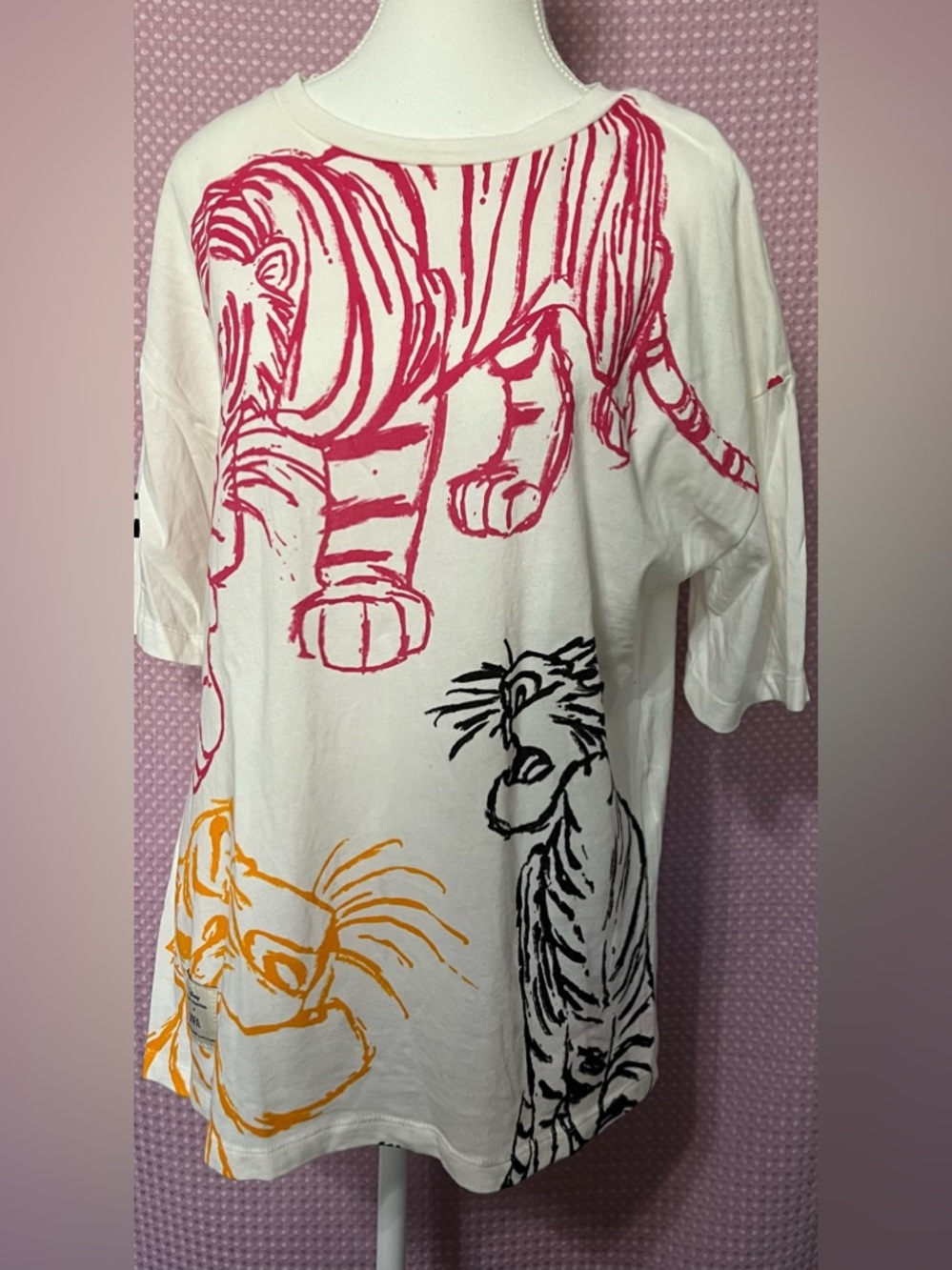 Zara White Short Sleeve Tee with Pink, Orange & Black Tiger Sketches